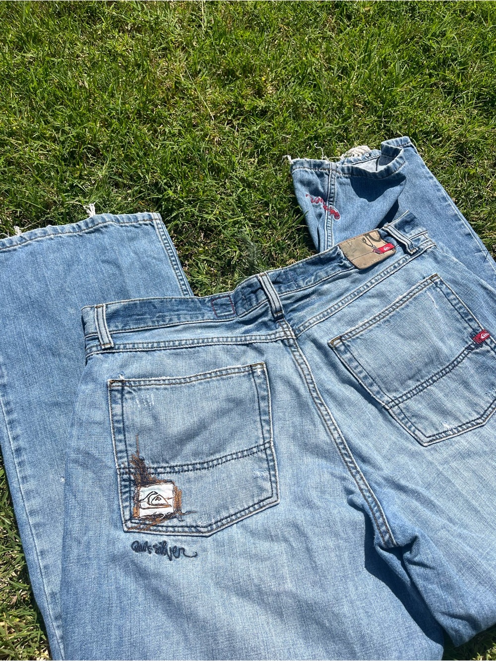 Vintage Y2K Quiksilver Men’s Light Blue Denim Jeans